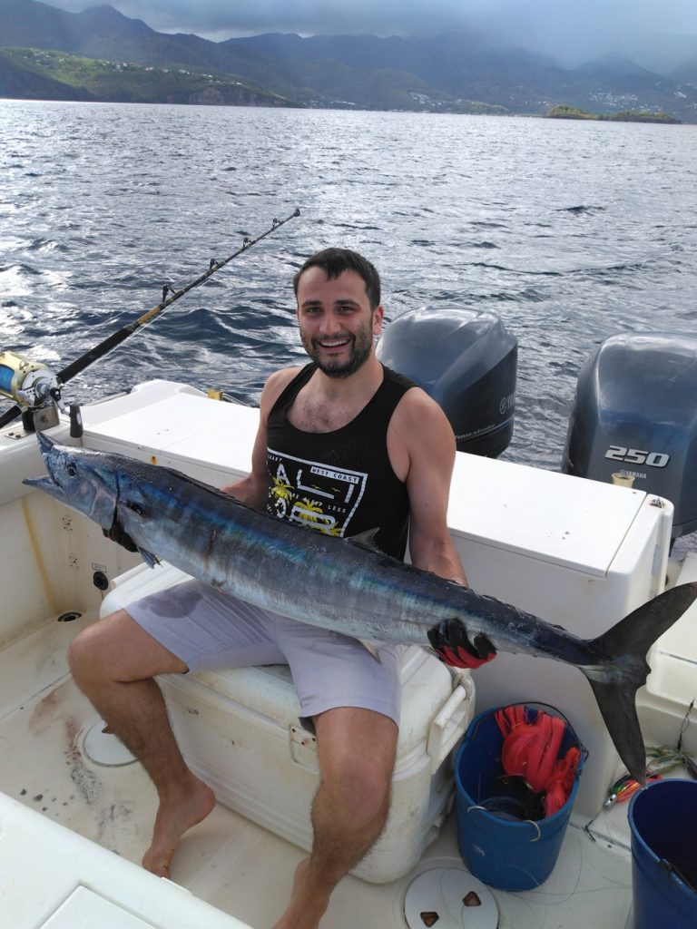 Thazard bois de 17 kg capturé au leurre en traîne rapide en Guadeloupe.